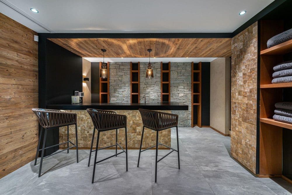 Chalet bar in stone and timber at Mont d'Arbois 6